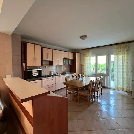 Divine House Apartment